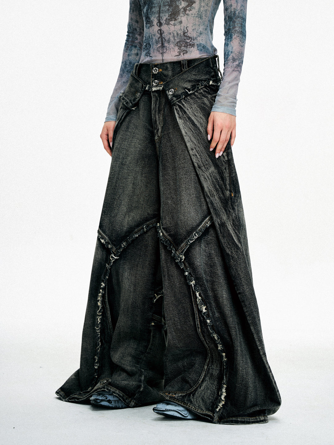 Weite Beinform A-Linie Rohkante Jeanshose 