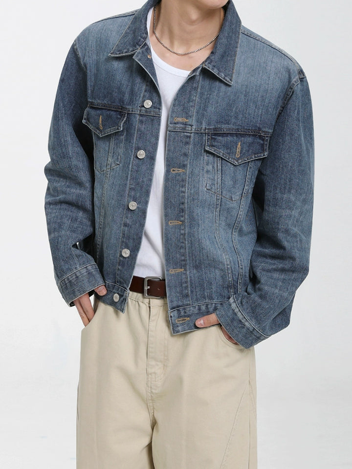 Veste en denim courte coupe ample à revers 