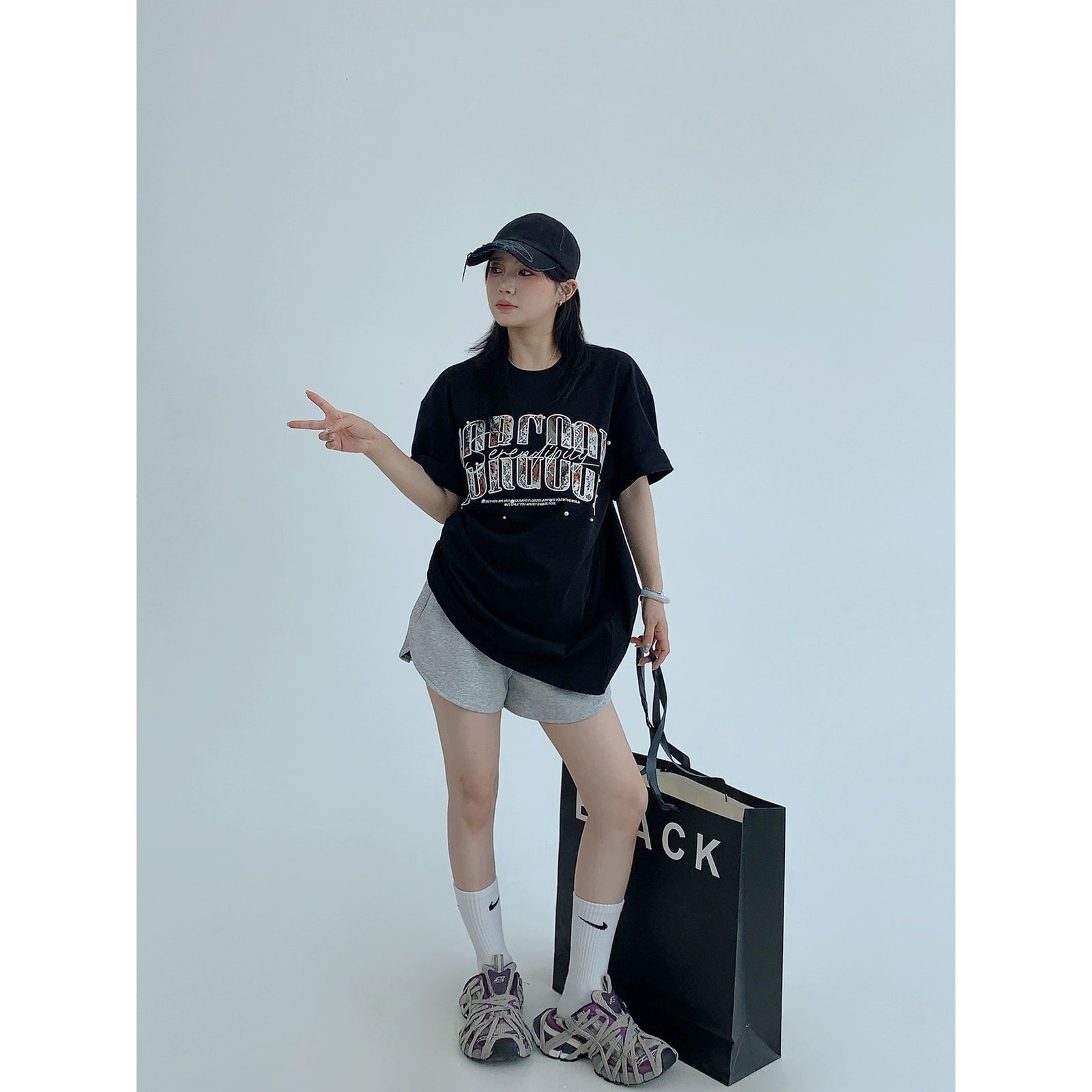 undefined,6024684415553,6024684415554,6024684415555,6024684415556