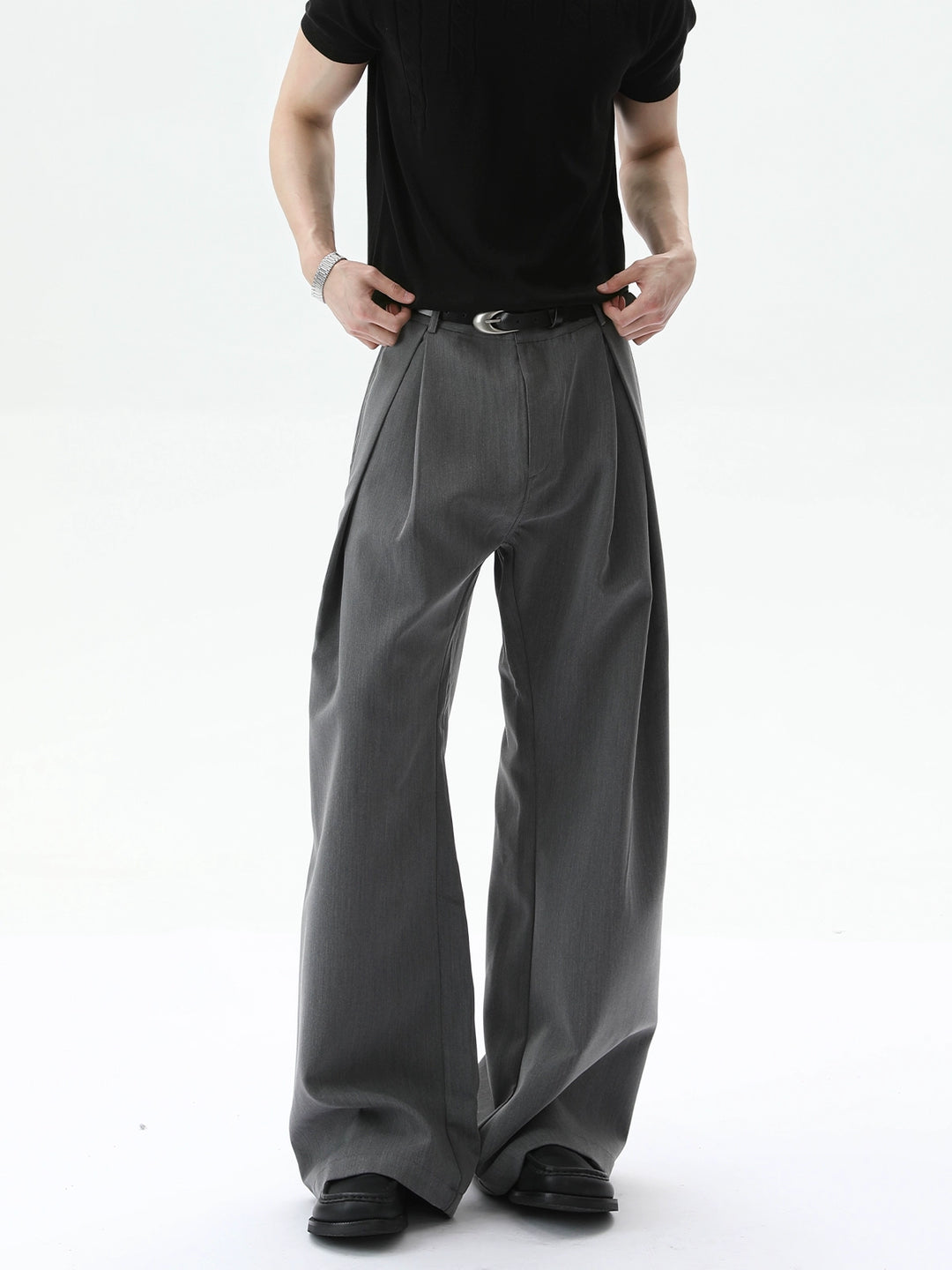 Wide Leg Straight Pleated Pants