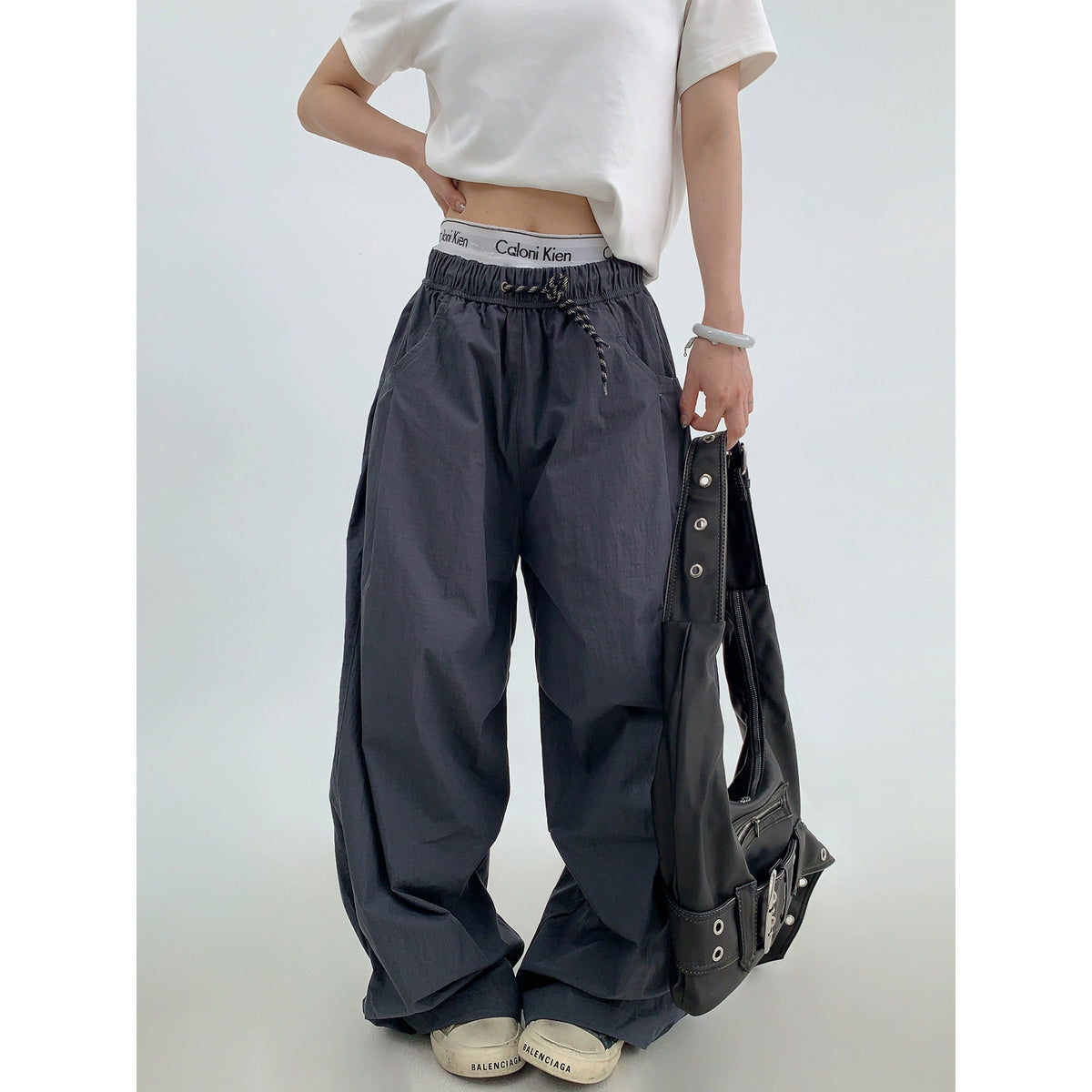 ,5989244270696,5989244270697,5989244270698,5989244270699