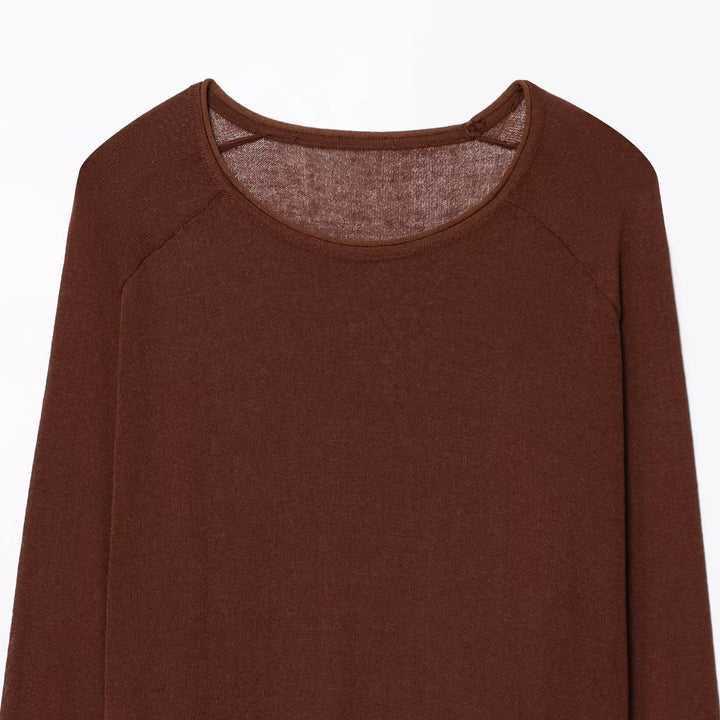 Round Neck Long Sleeve Knitted Sweater