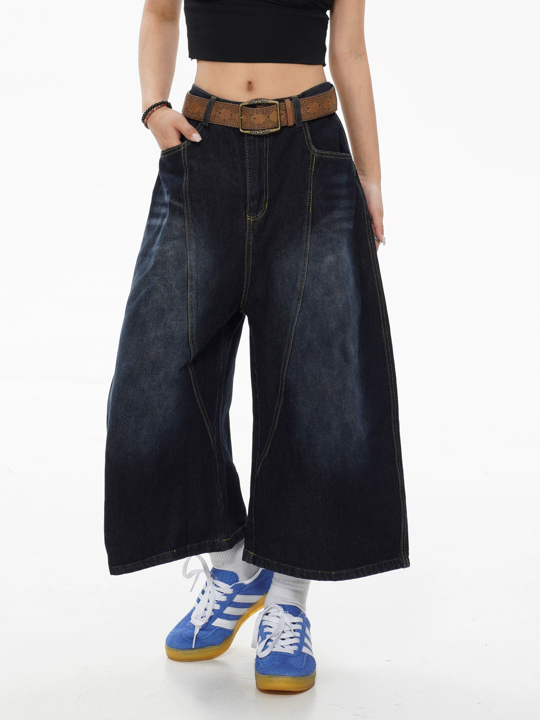 Letter Print High Waist Cropped Pants