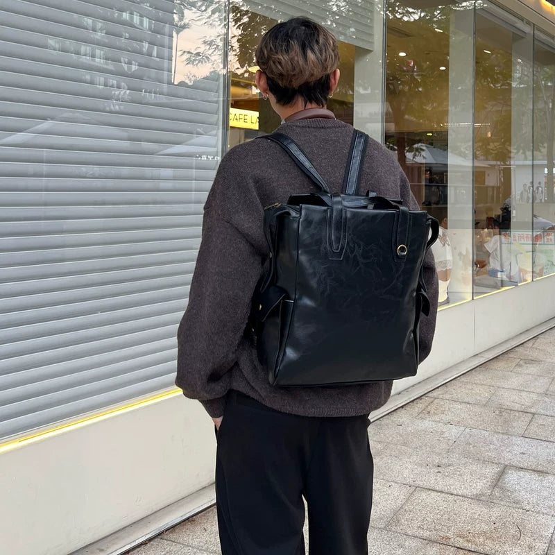 حقيبة ظهر جلدية كبيرة السعة 