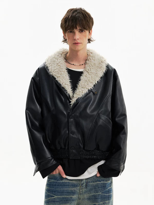 Giacca in pelle invernale con colletto in pelliccia sintetica 