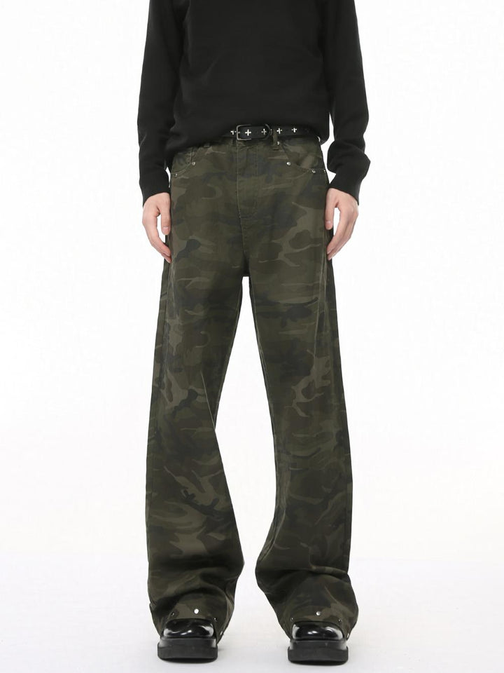 Pantalons larges à rivets en camouflage 