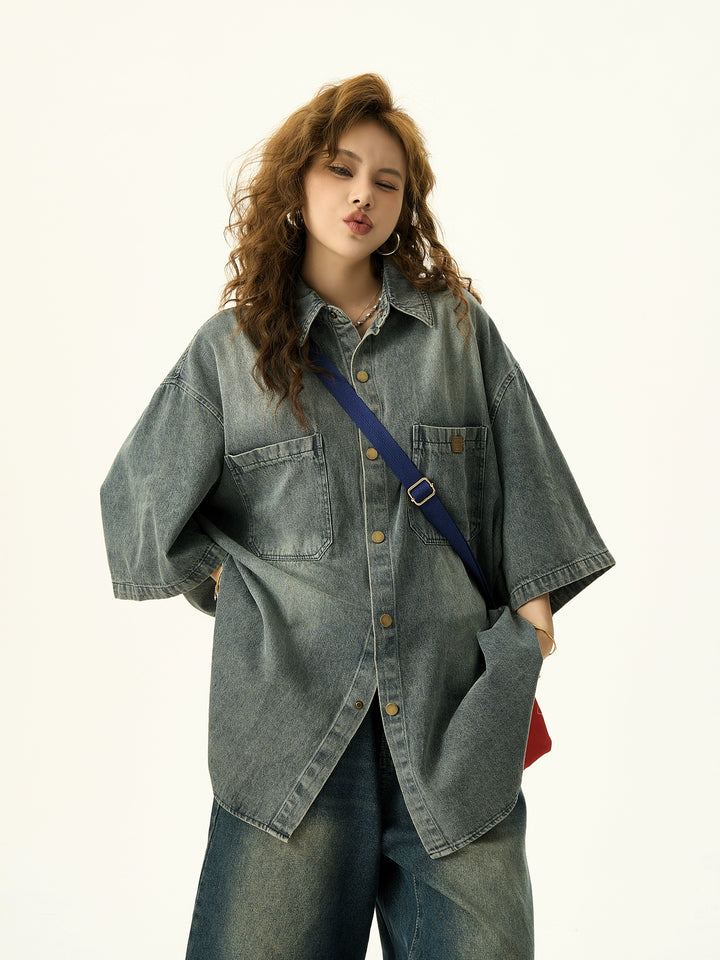 Chemise à manches courtes en denim délavé rétro 