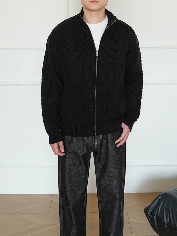 툭 튀어나온 케이블 니트 지퍼 카디건 스웨터 