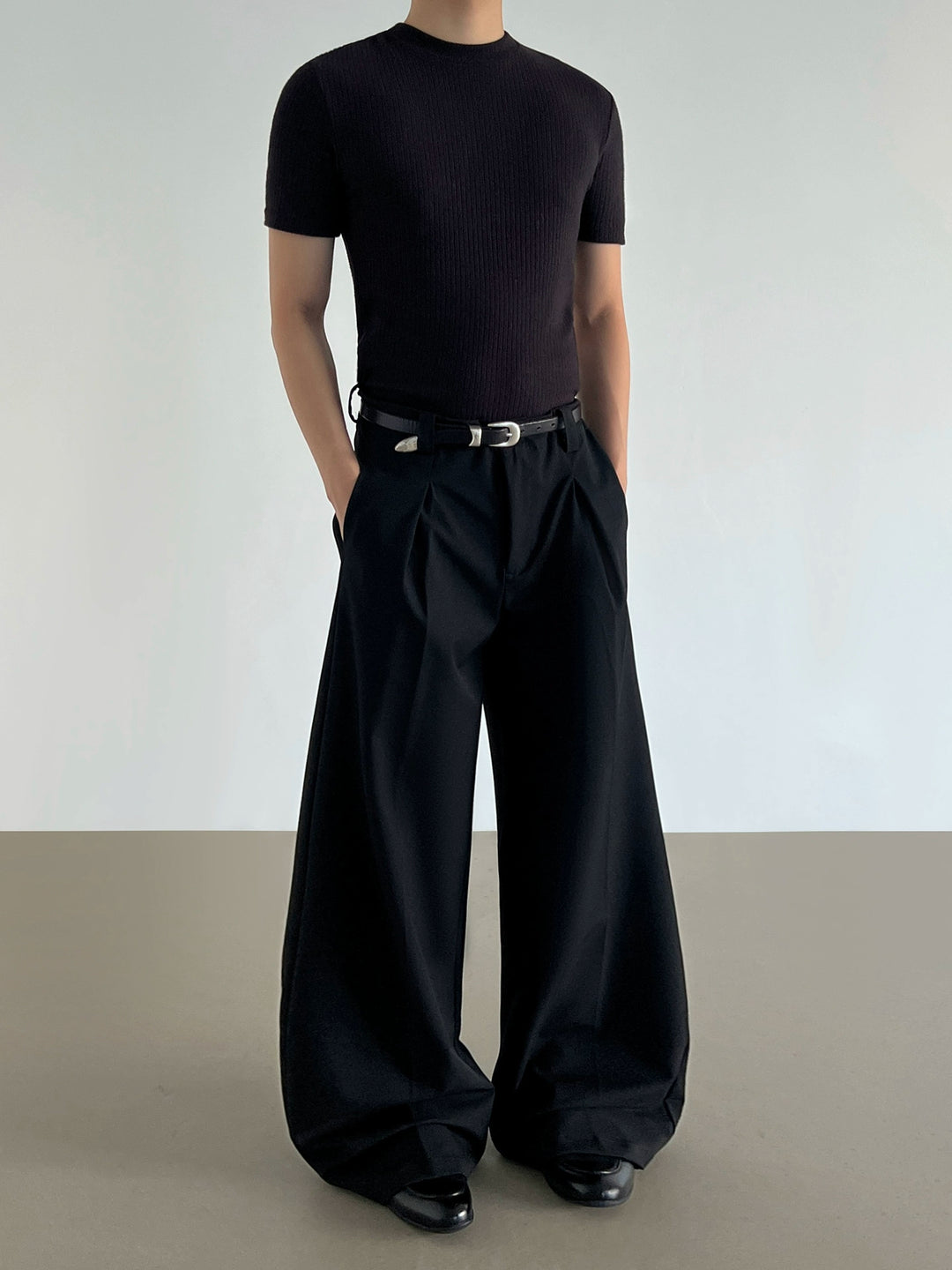 Pleated Wide-Leg A-Line Pants