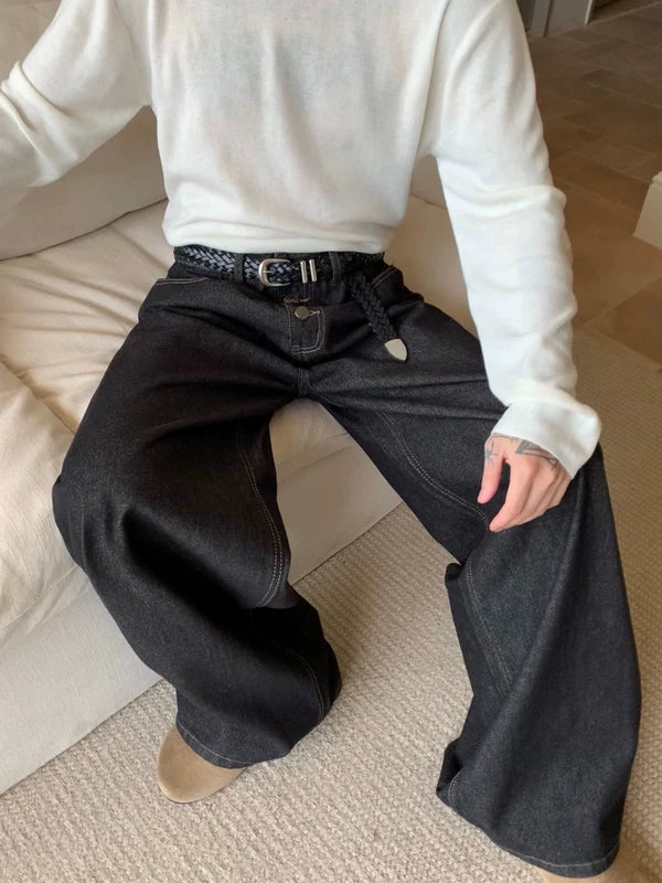 Pantalones de mezclilla de pierna ancha con cuatro botones 