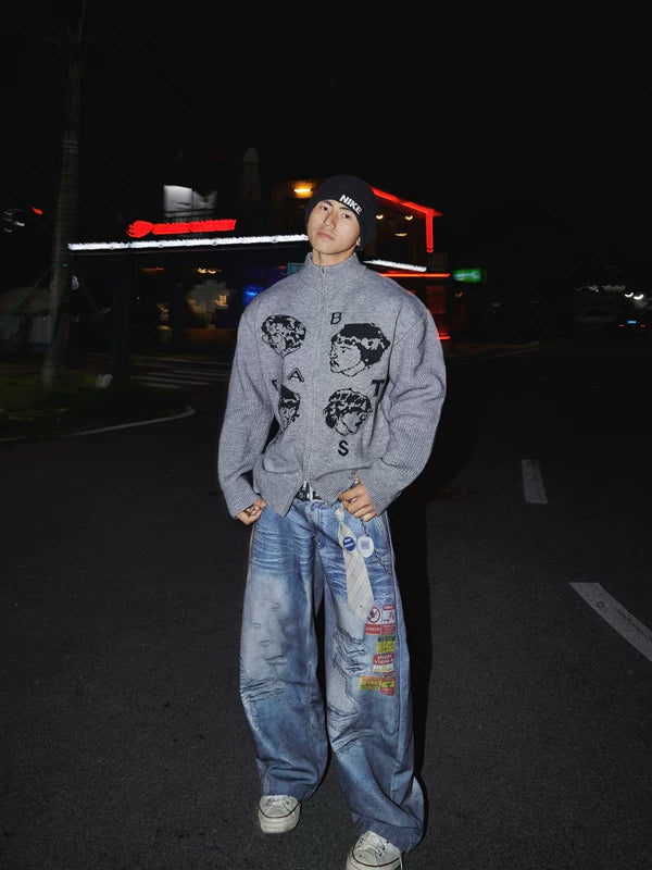 Cardigan in maglia jacquard con zip e ritratto retro 