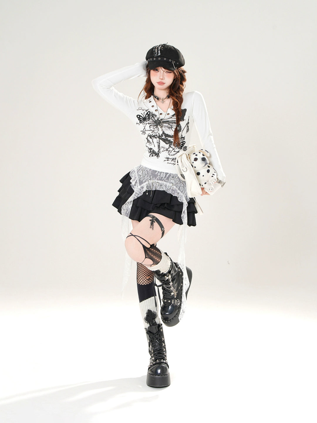Butterfly Print V-Neck Long Sleeve Top