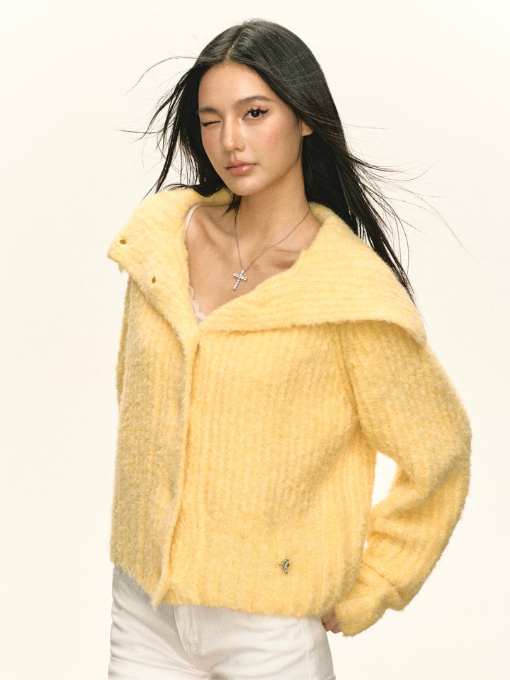Knopfverschluss Strukturierter Strickpullover 