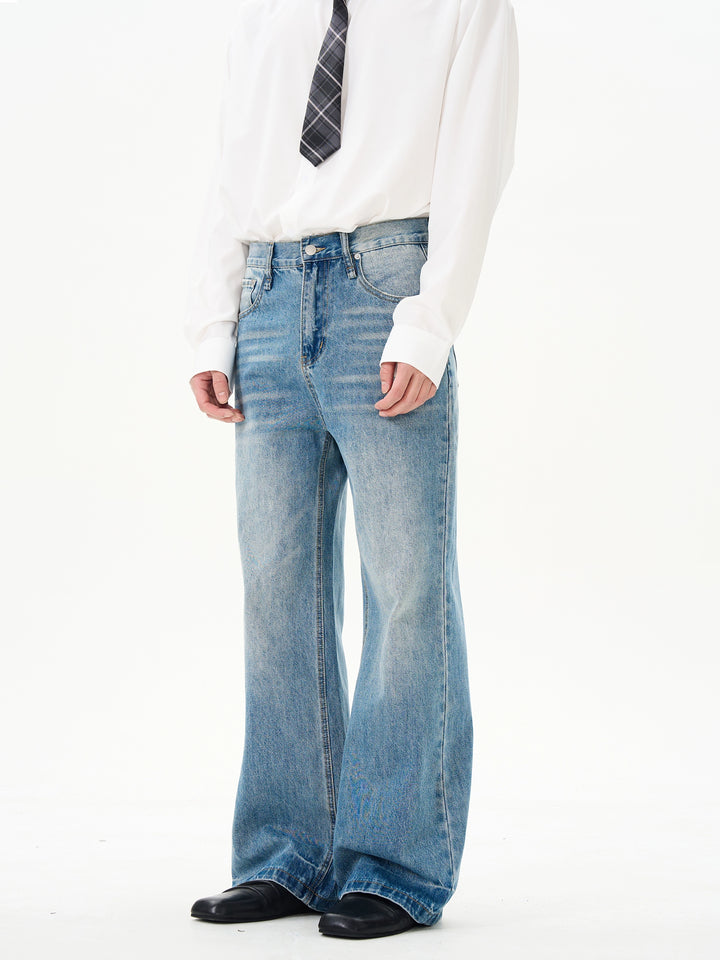 Jeans évasés à taille haute rétro 