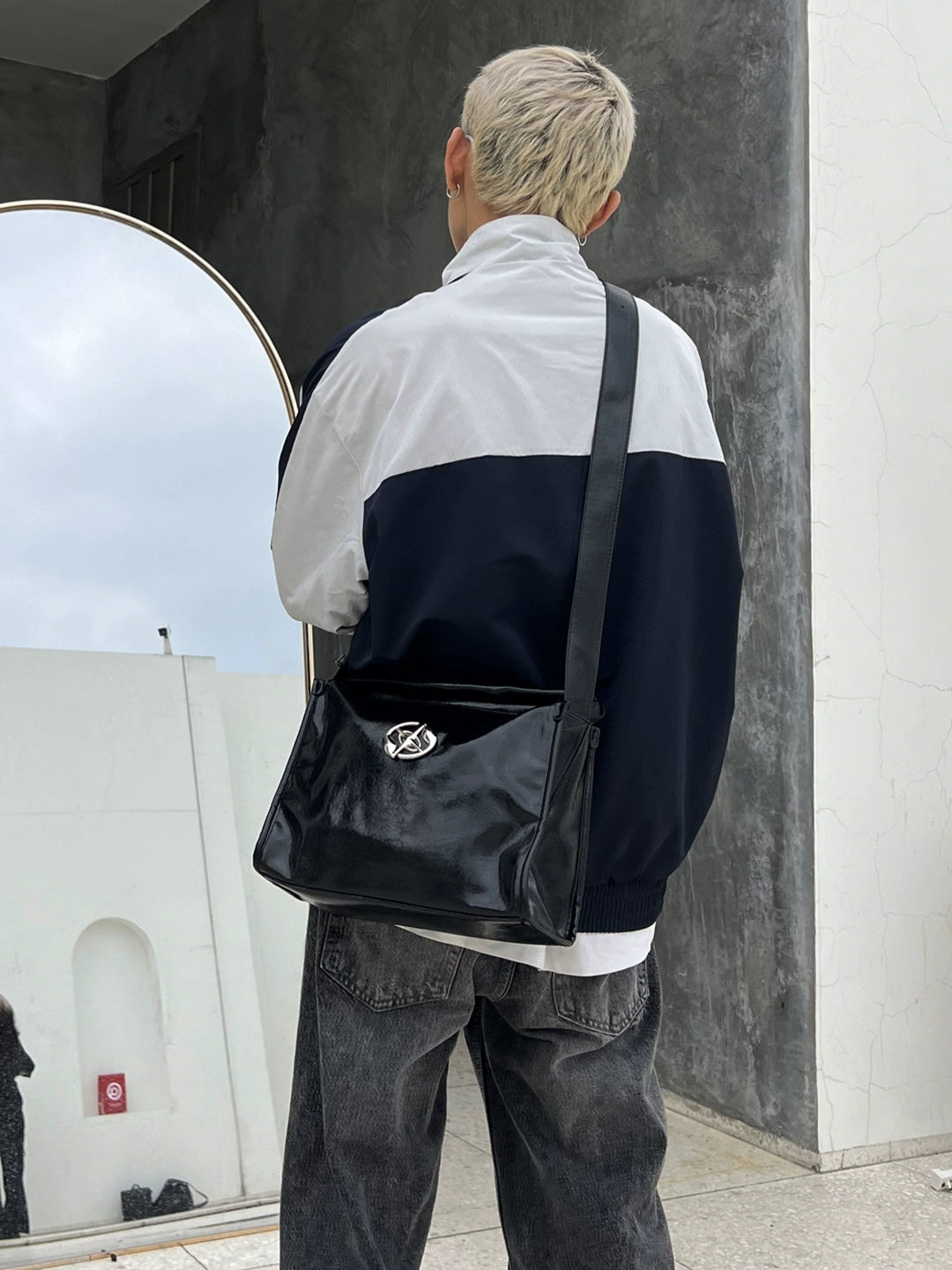 Retro PU Bred Axlar Messenger Tote 