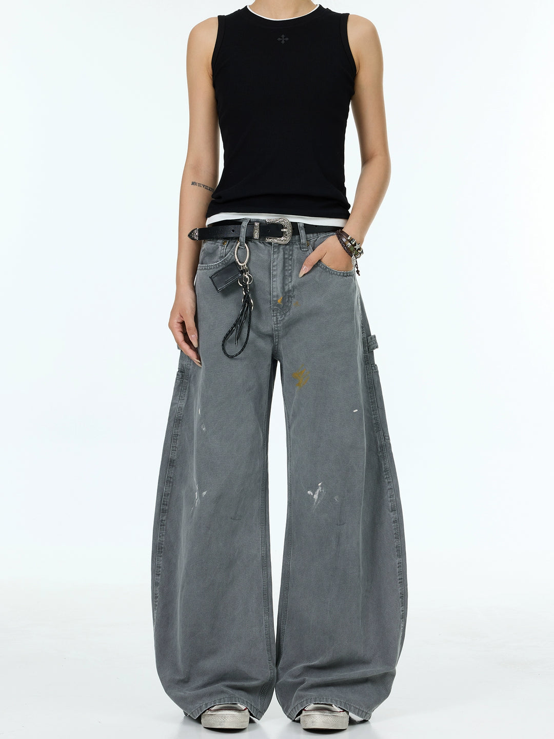 Distressed Wide Leg Jeans