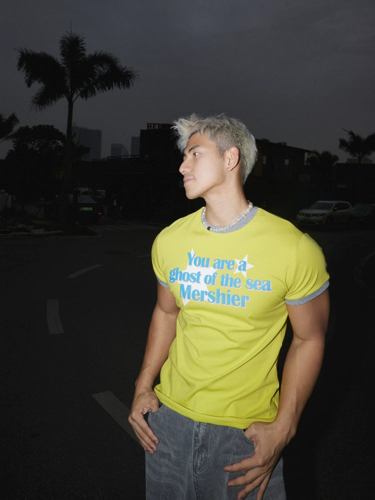 Camiseta ajustada de estilo retro callejero 