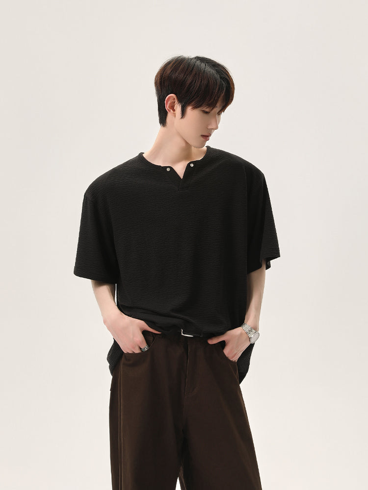 V-Neck Textured Short-Sleeve T-shirt