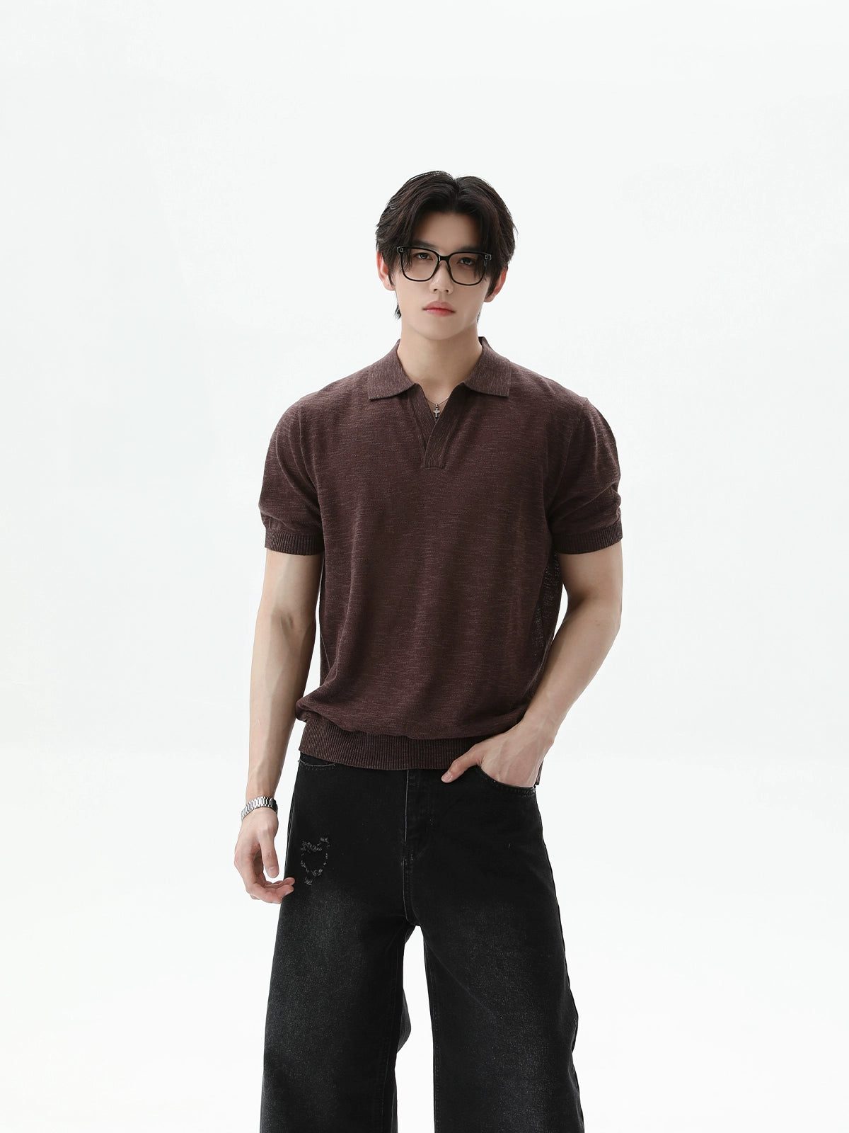 بولو بولوفر محبوك بأكمام قصيرة على شكل حرف V 