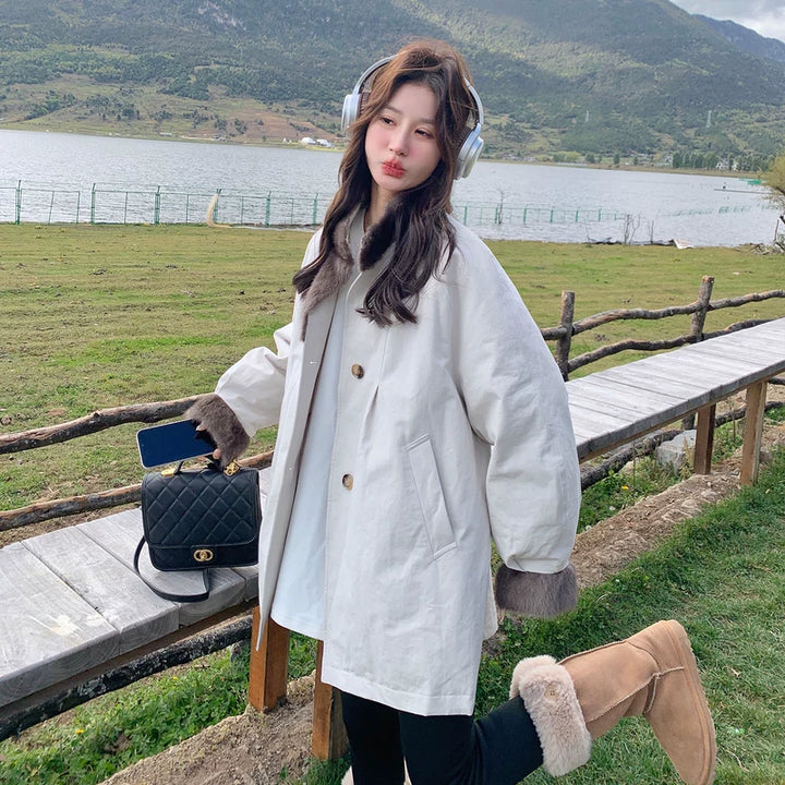 פארקה בינונית באורך עם גזירת פרווה 