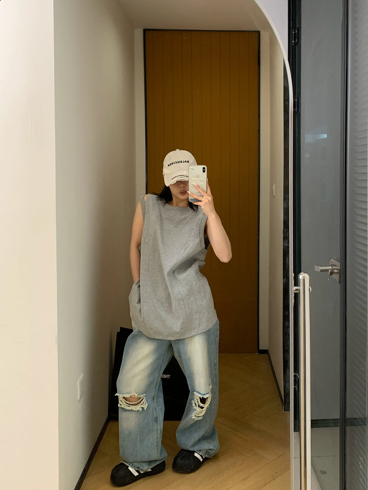 Sleeveless Embroidered Loose Turtleneck Vest