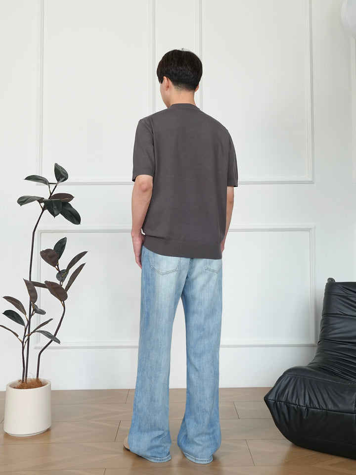 Pantalones anchos de pierna acampanada desgastados y lavados 