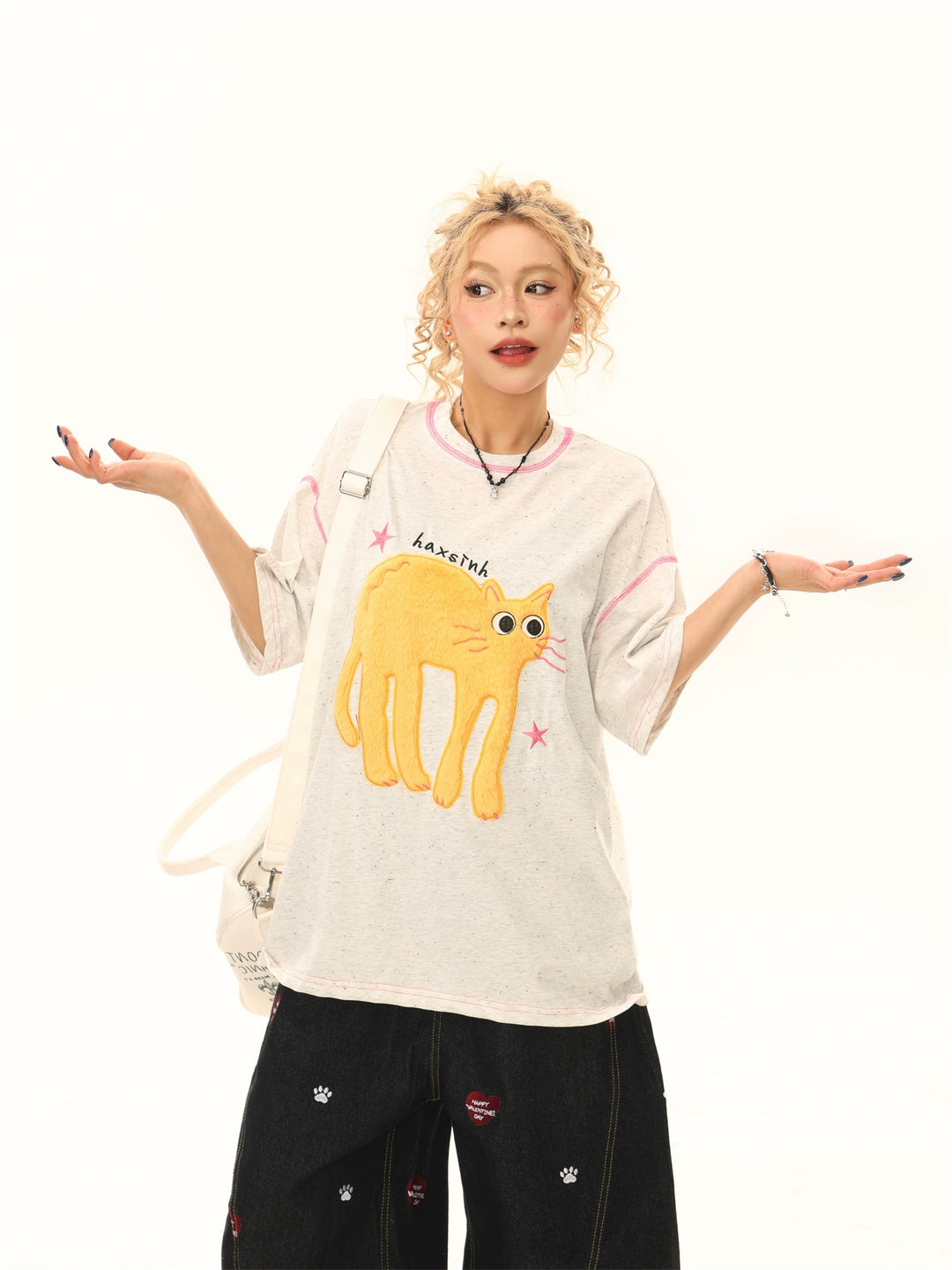 Kitten Embroidery Loose Short Sleeve T-shirt