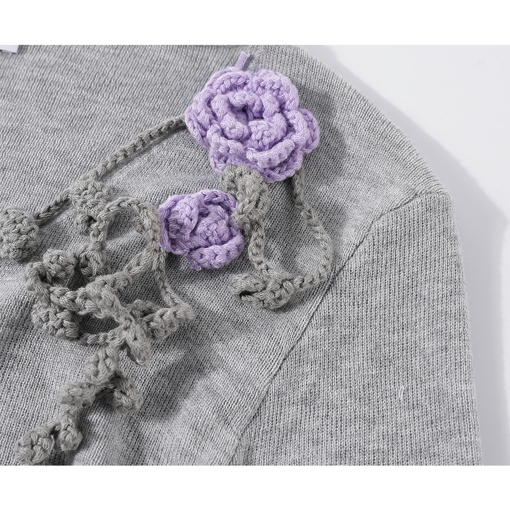 Floral Accents V-neck Knitted Top