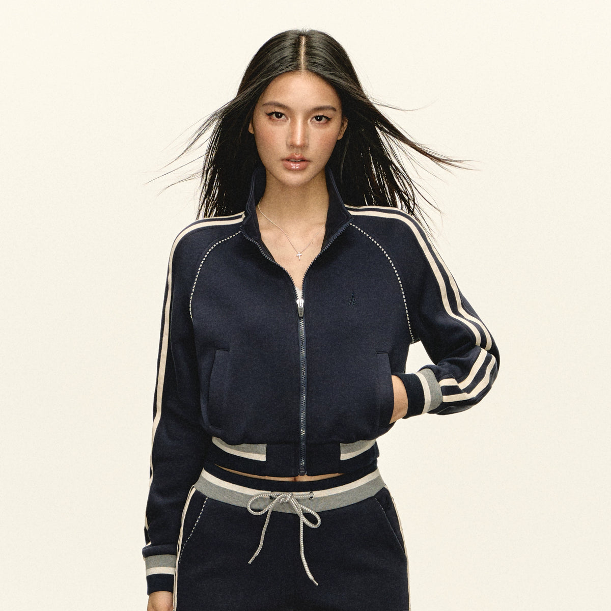 undefined,5896142957663,5896142957664,5896142957665,5896142957666