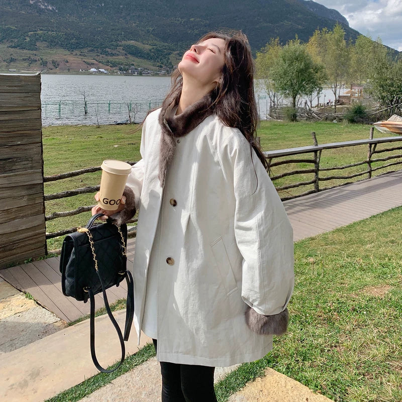 פארקה בינונית באורך עם גזירת פרווה 