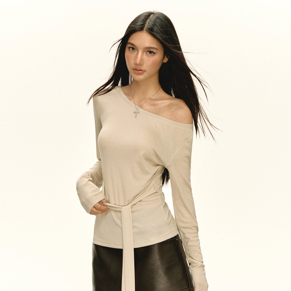 undefined,6076050859677,6076050859678,6076050859679,6076050859680