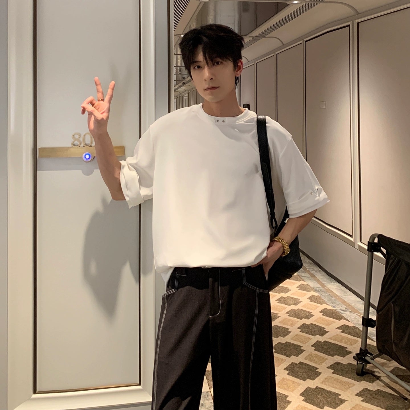 undefined,6005005415705,6005005415706,6005005415707,6005005415708