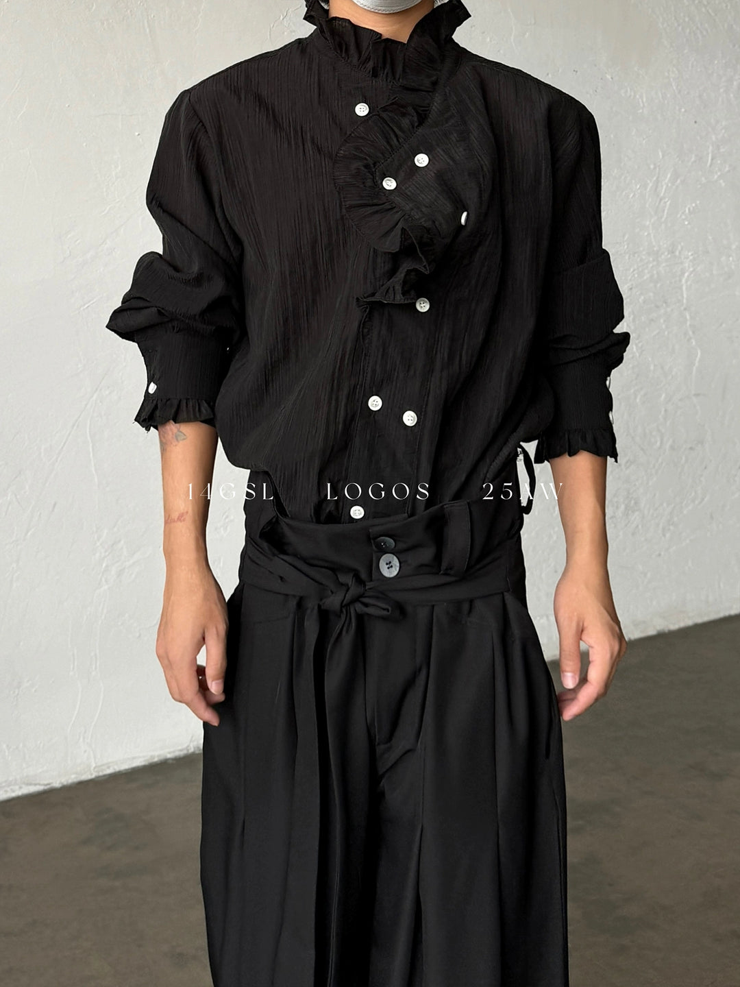 Camisa con cuello de encaje rizado Retro Palace 