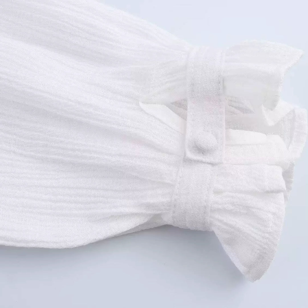 Chemise courte à boutons sur le devant avec broderie creuse 
