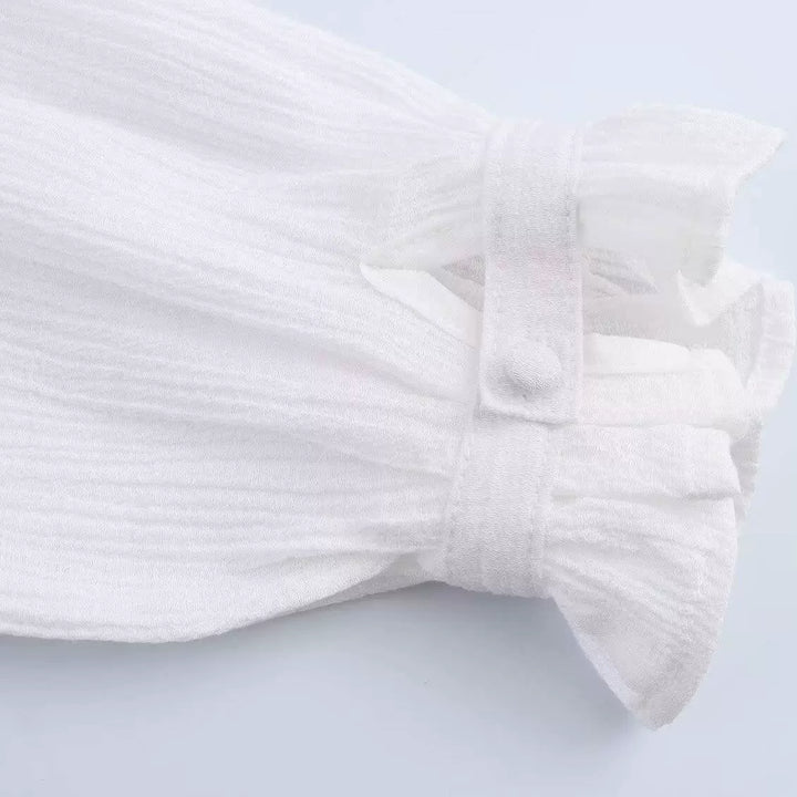 Chemise courte à boutons sur le devant avec broderie creuse 