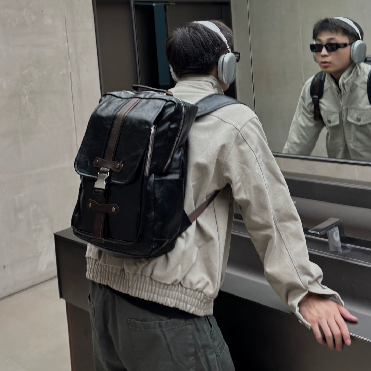 undefined,6077577043984