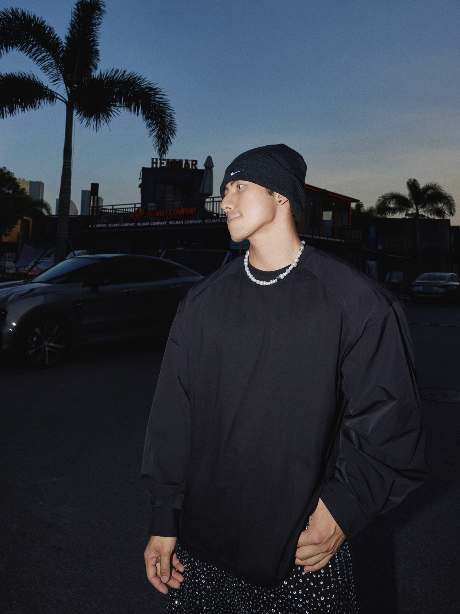 Uzun Kollu Kapüşonlu Rahat Tişört 