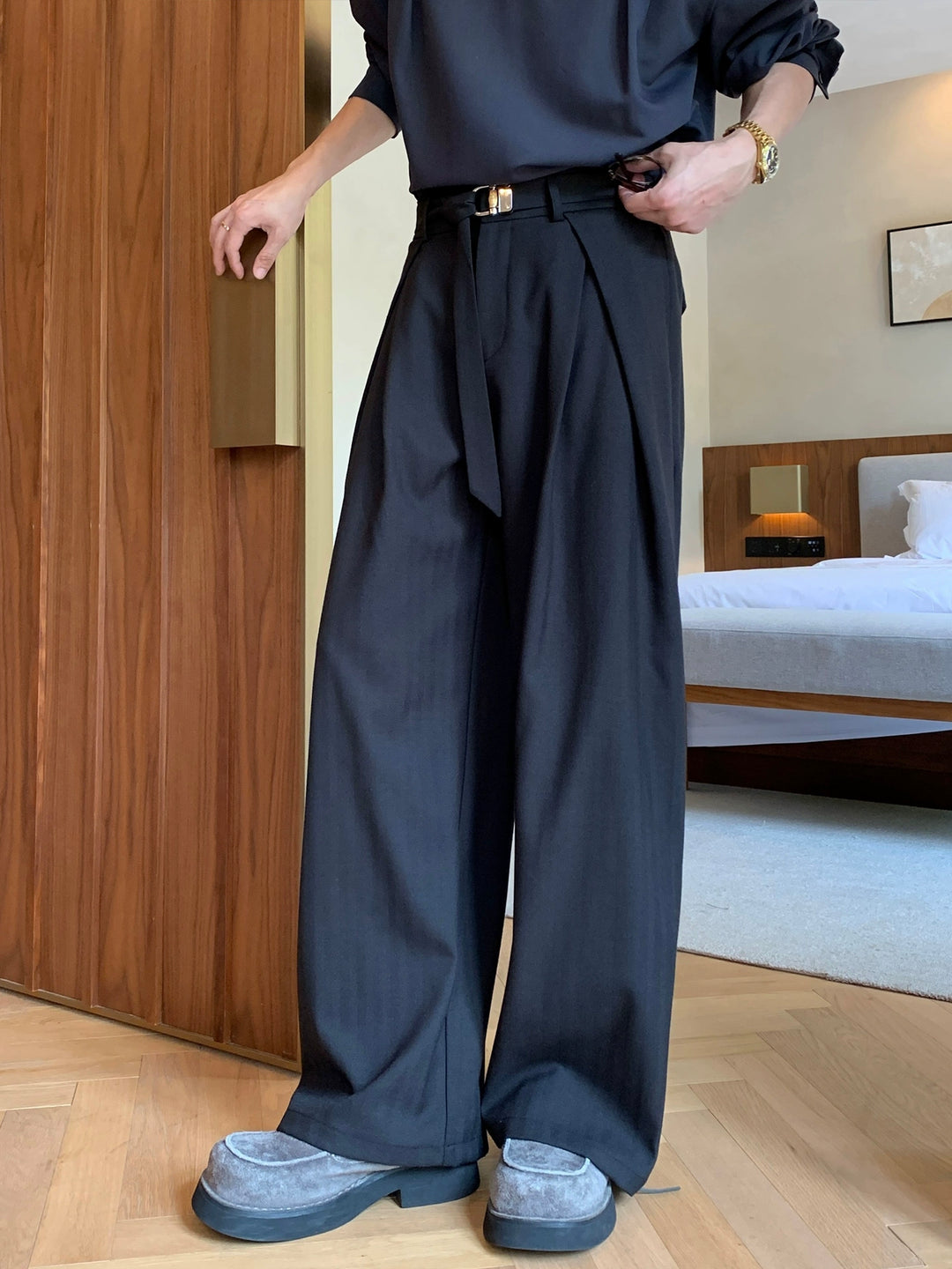 Pantalons décontractés à jambe large ajustée 