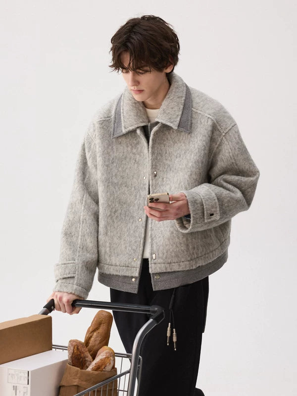 جاكيت صوف مزدوج الياقة على شكل قطعتين 