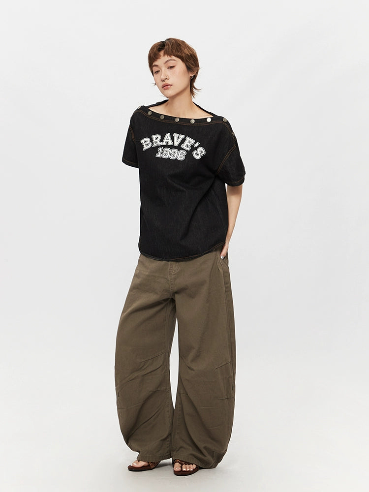 T-shirt en denim imprimé à épaules dénudées 