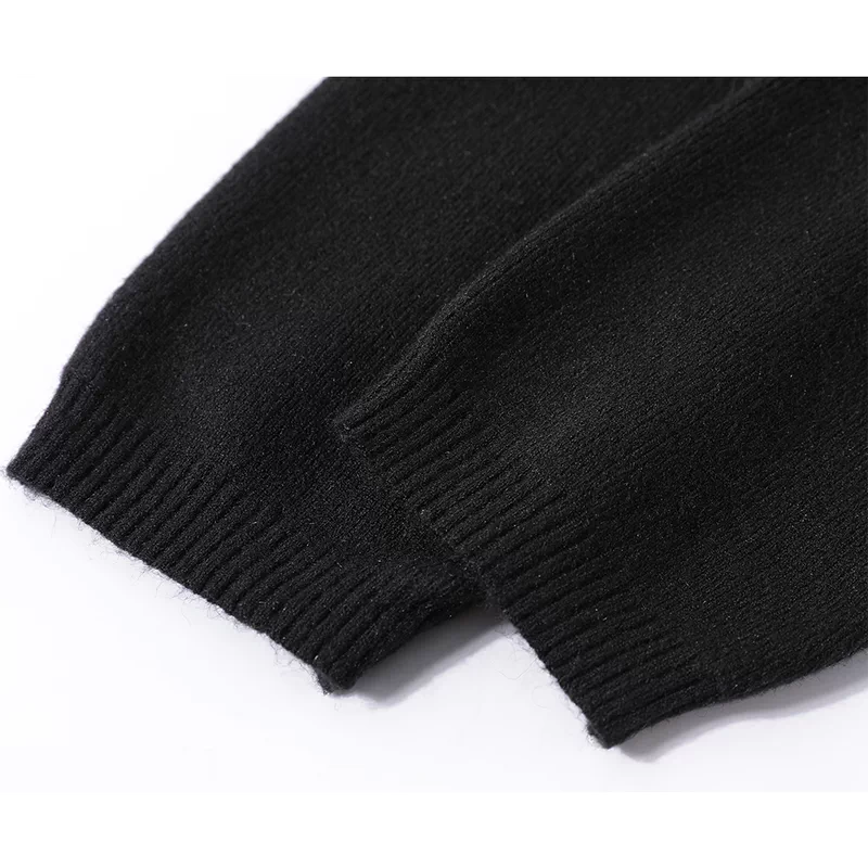 Ensemble de pull en tricot et jupe plissée 