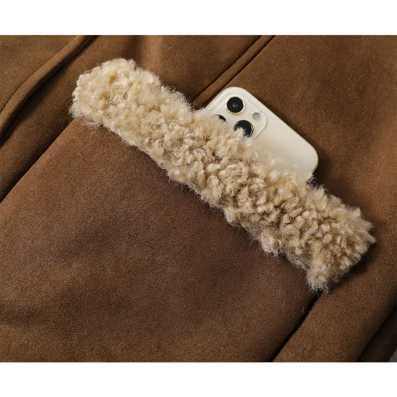 Chaqueta de ante con forro de felpa y cuello alzado 