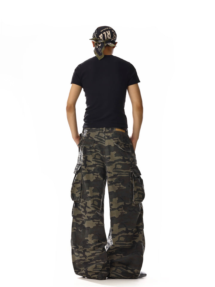 Camouflage Wide-Leg Cargo Pants