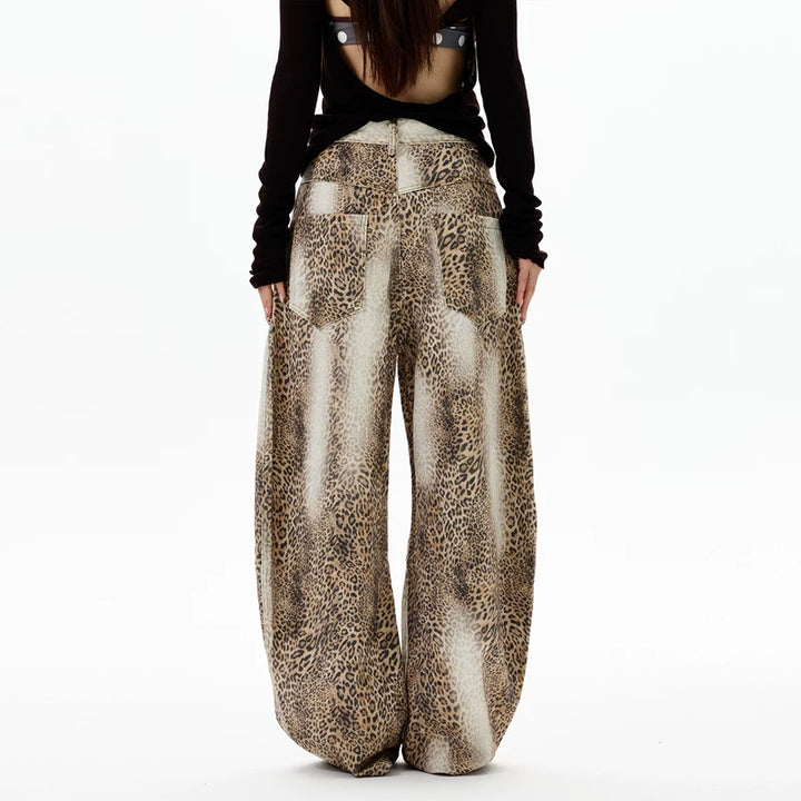 Calças Relaxadas com Estampa de Leopardo Retrô 