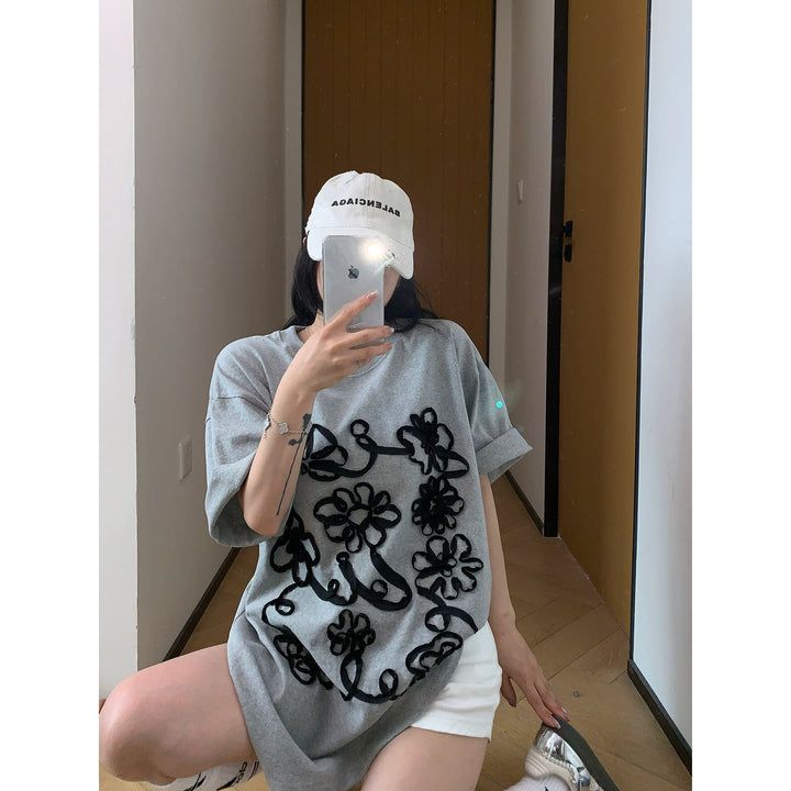 Floral Embroidered Short Sleeve T-shirt