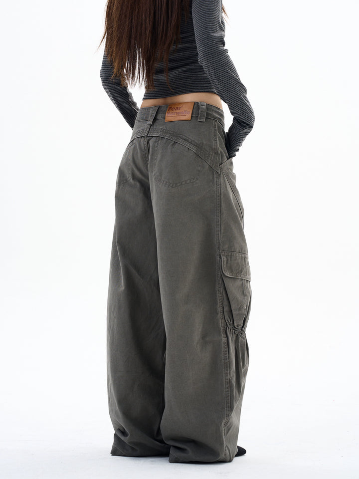 Pantaloni tuta cargo a gamba larga con tasche 