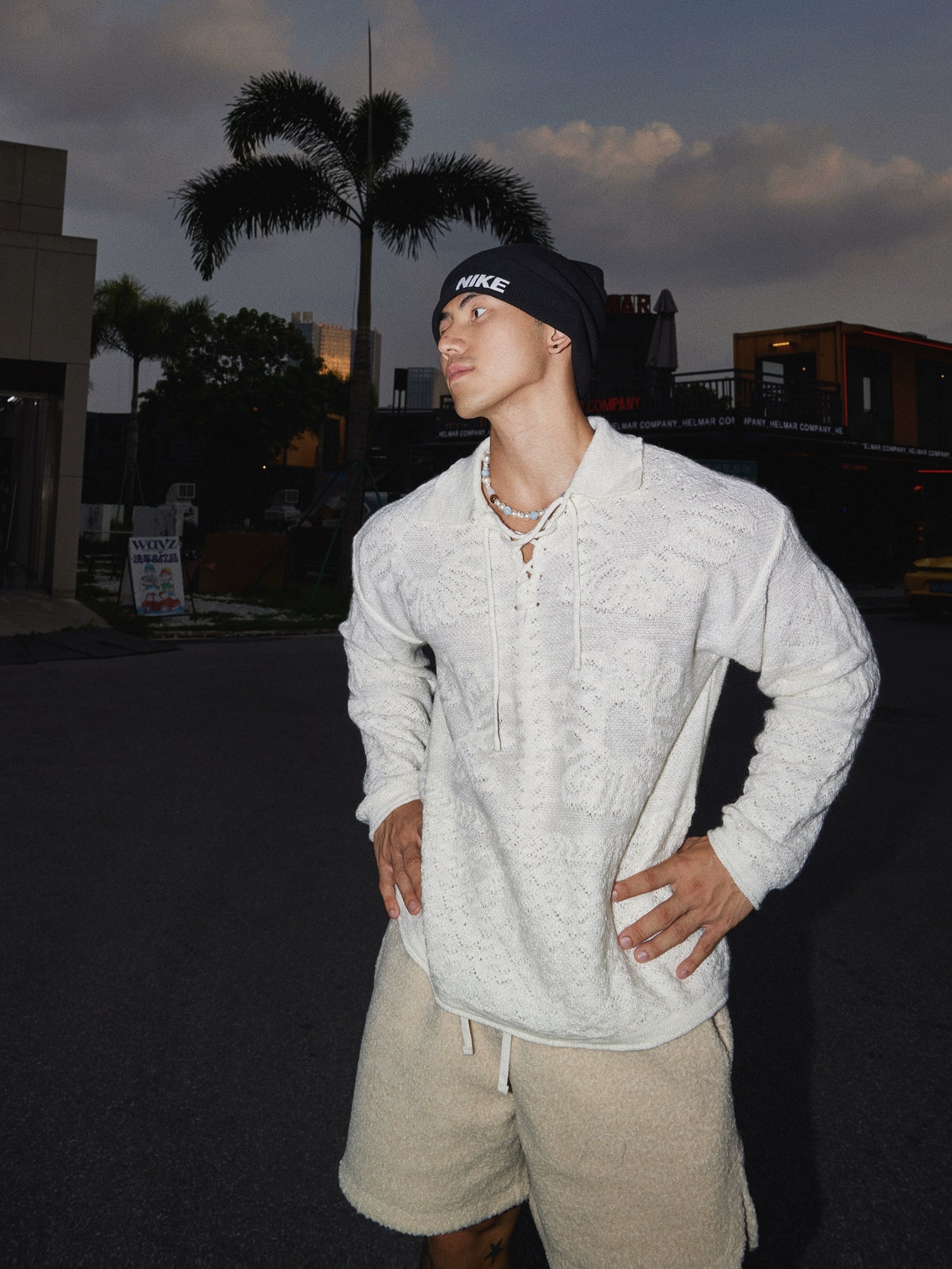 Akrilik Karışım Çiçekli V-Yaka Triko Kazak 