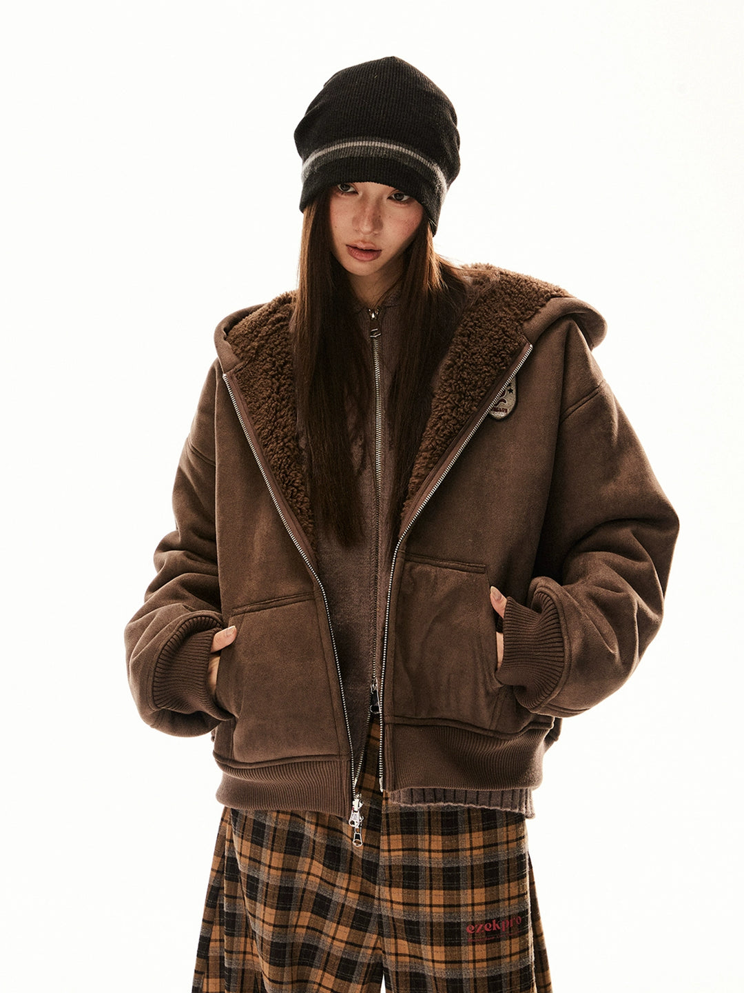 Giacca reversibile in suede con fodera in sherpa e cappuccio 