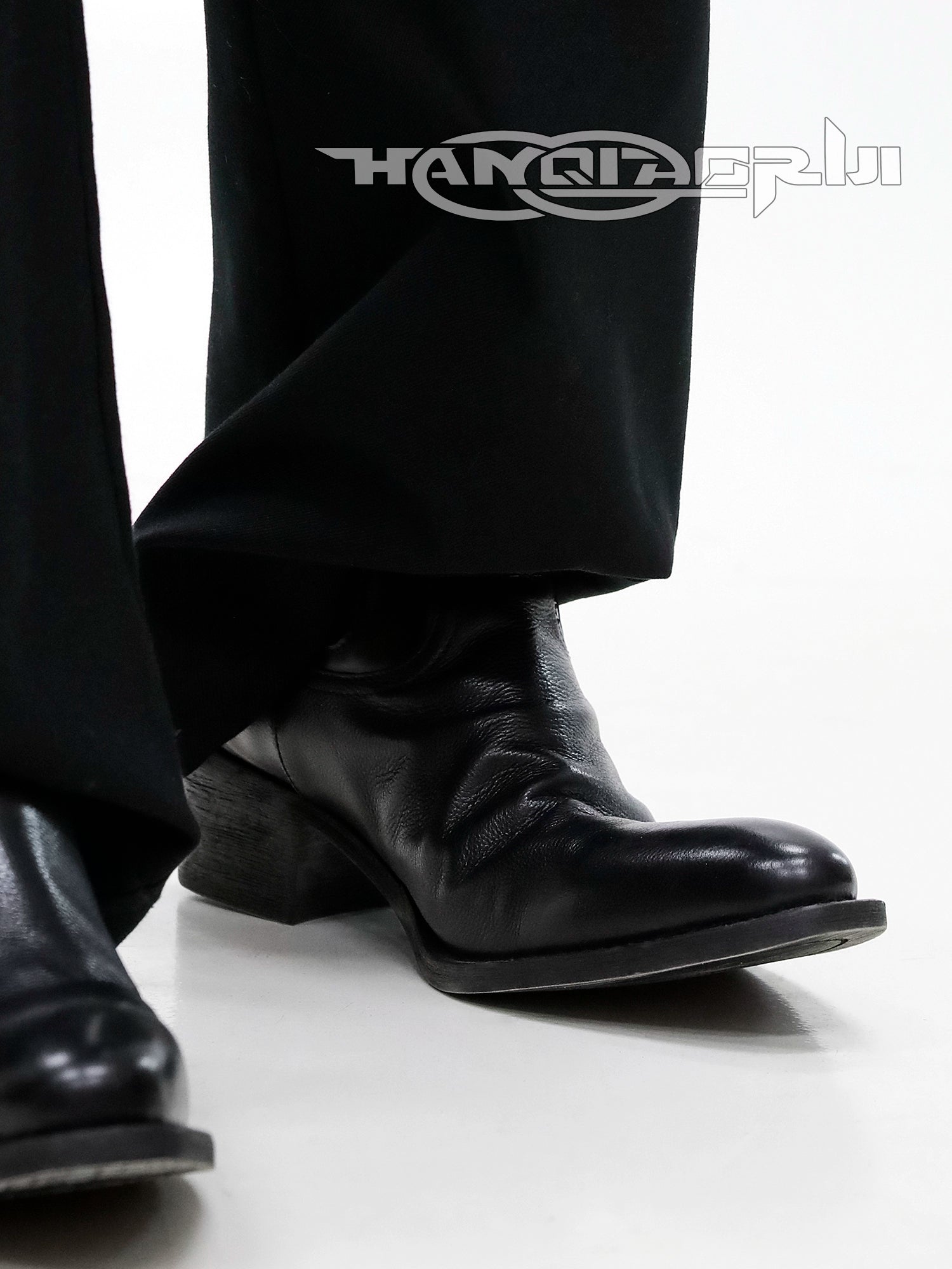 Deri Sivri Burun Chelsea Botları 