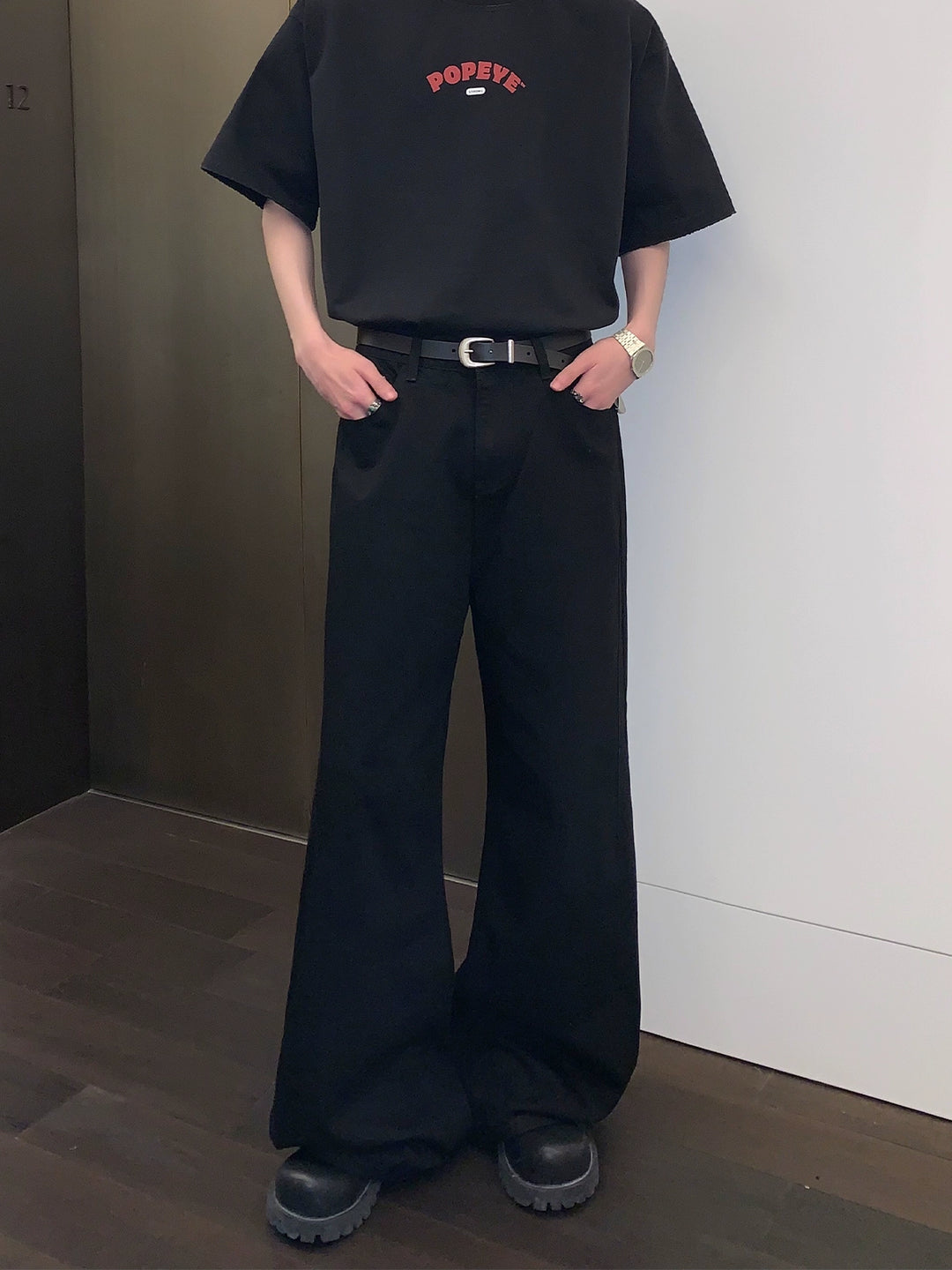 Loose Straight-leg Jeans